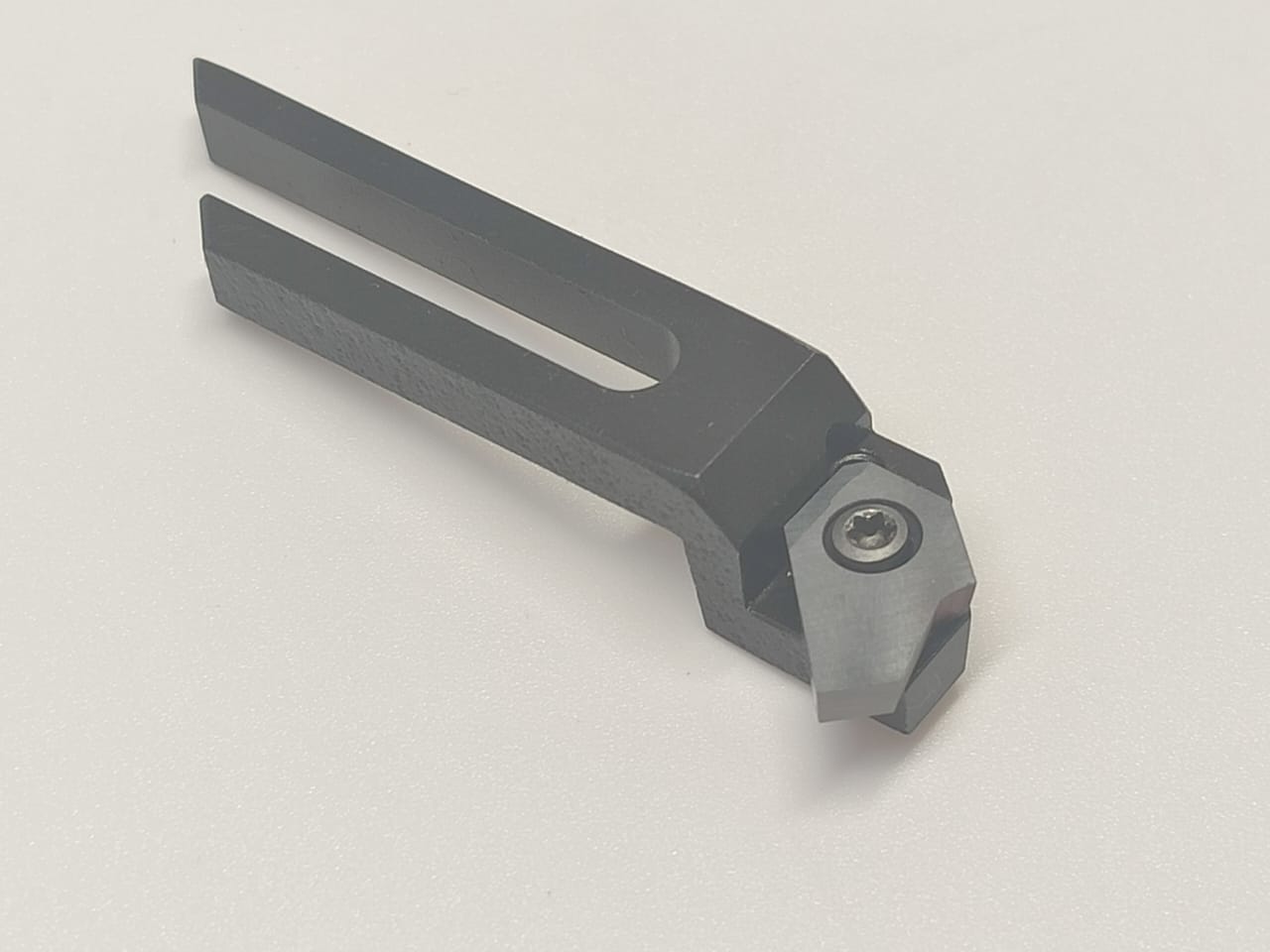 Holder M-4-A with Cutting Tip – 3- Angle 45°