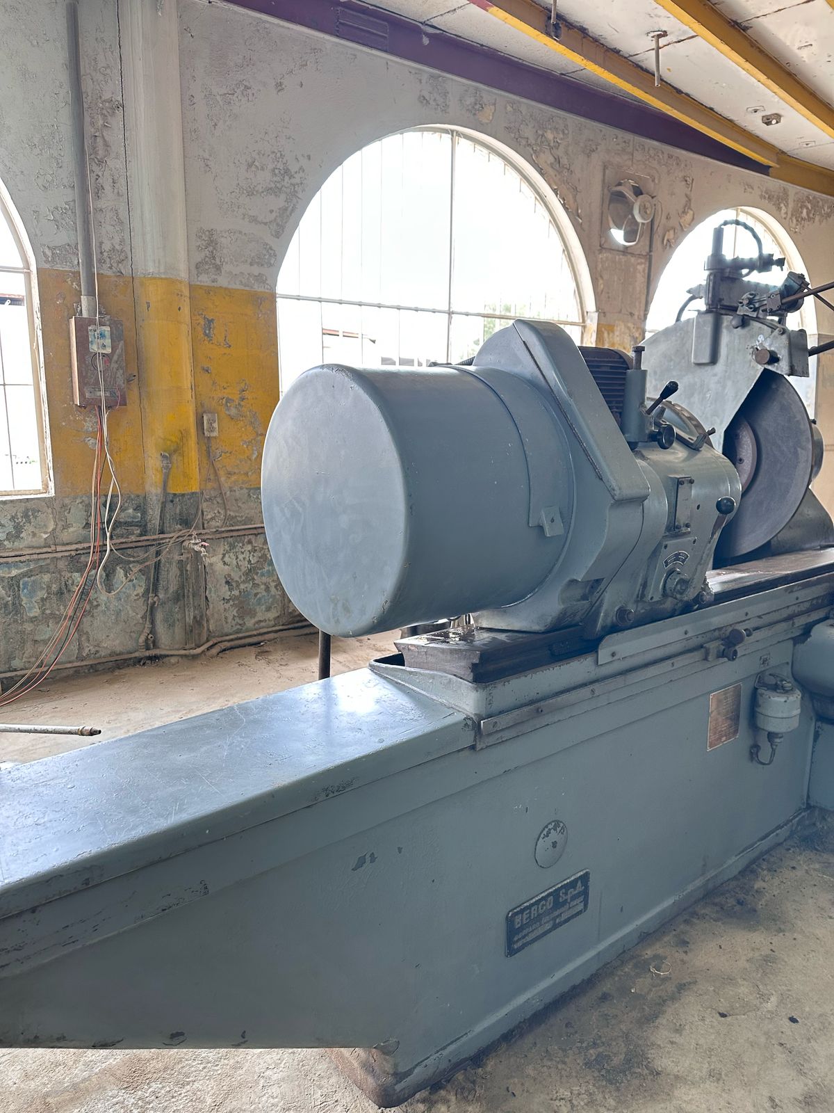 info about Crankshaft grinding machine Berco
