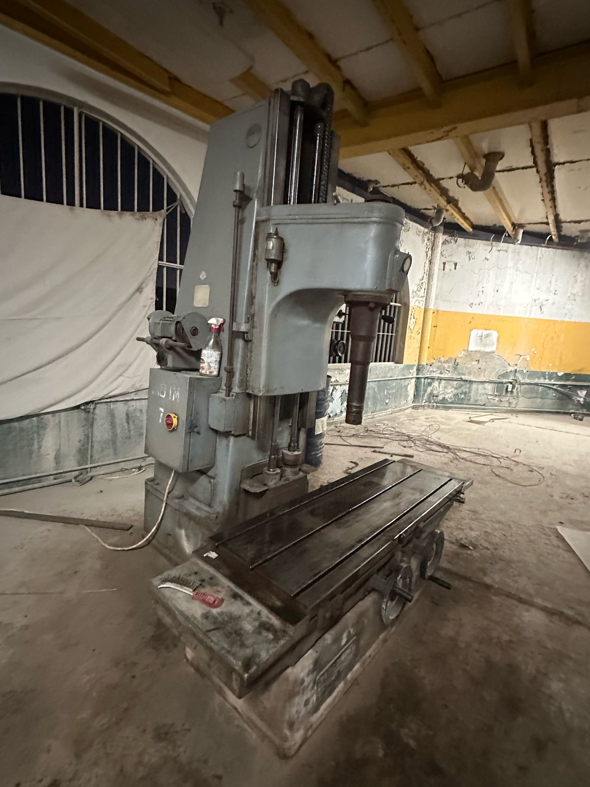 Info about Vertical Milling Machine BERKO